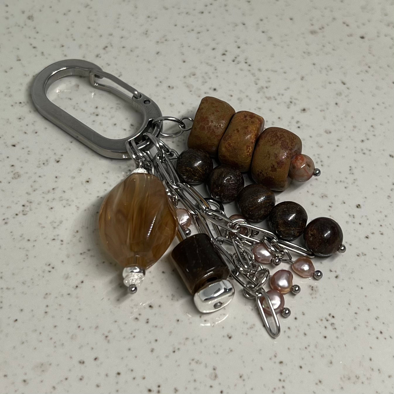 039 - Coffee Granite & Pinky Pearls